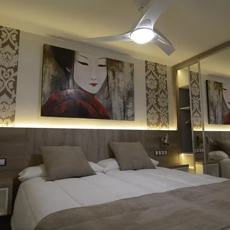 Parque De Americas * פלאייה דה לאס אמריקס